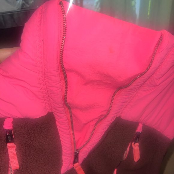 NWOT SZ MED FREE PEOPLE JOURNEY AHEAD VEST - Picture 2 of 3